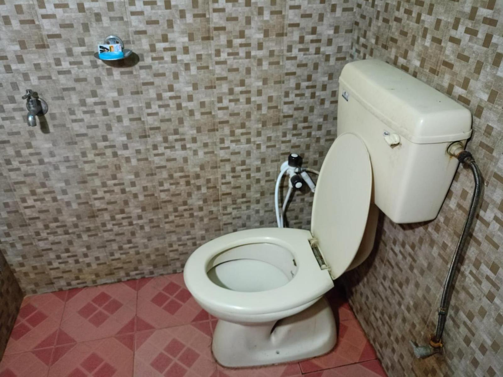 Comfort Inn Гувахати Экстерьер фото